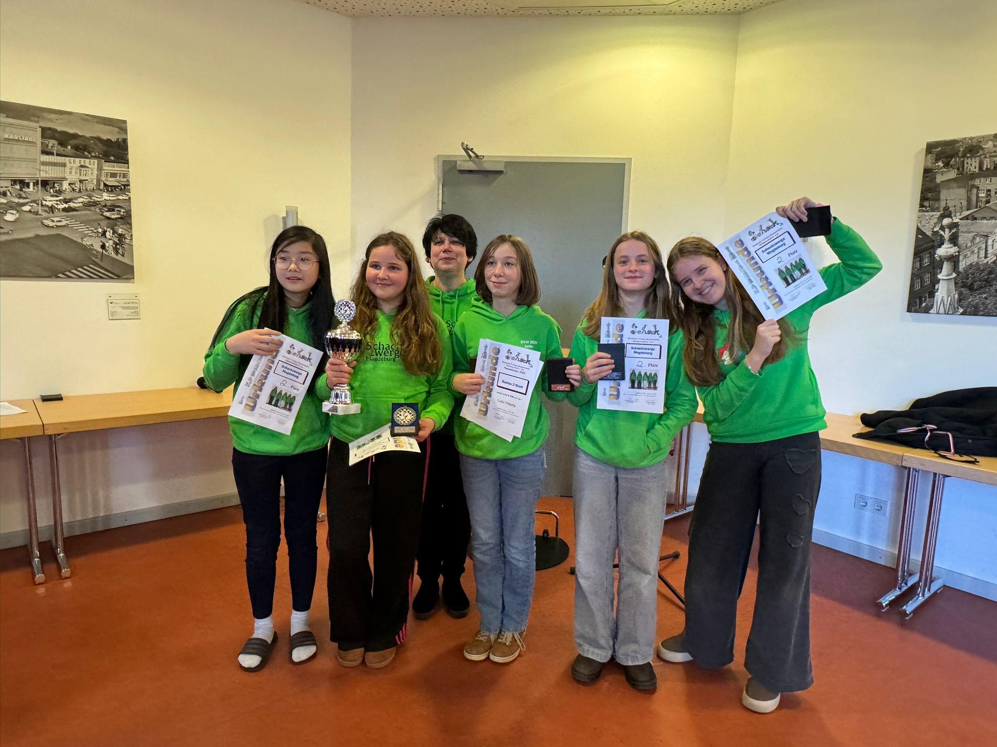 Schachzwerge Magdeburg holen Deutschen Vizemeistertitel bei der DVM u12w