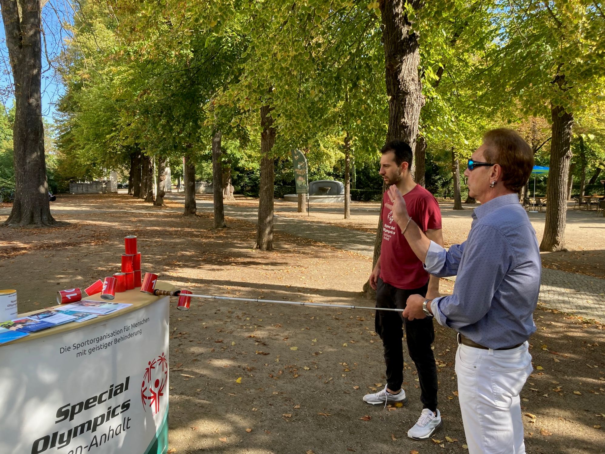 Inklusiv SOSA Special Olympics Dosenwerfen